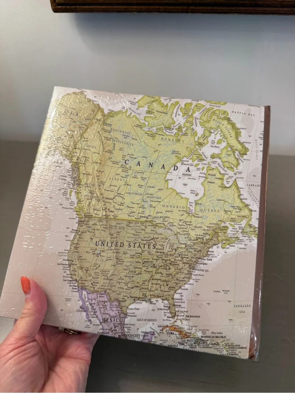 Life is an Adventure Be an Explorer 4x6 Photo Saver Album 160 Spaces Book NEW